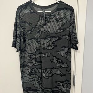 Lululemon Mens Metal Vent Tech SS - L